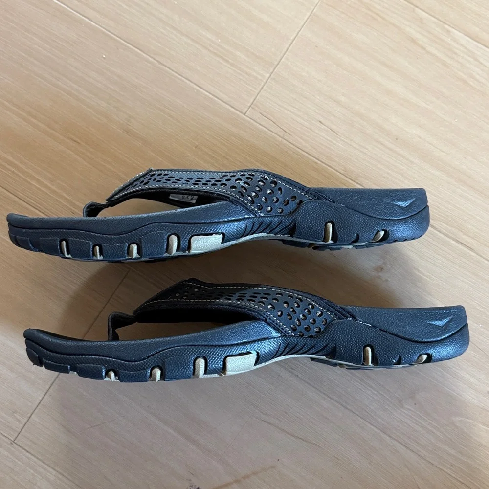 NWOT HOBIBEAR MEN FLIP FLOP THONG SANDAL INDOOR OUTDOOR ARCH SUPPORT BLACK SZ 8